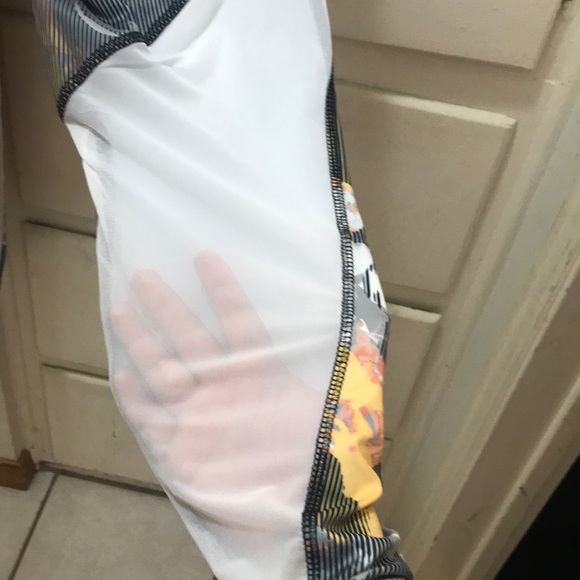 Bally Fitness Floral High Rise Gym Leggings Pocket - Picture 4 of 8